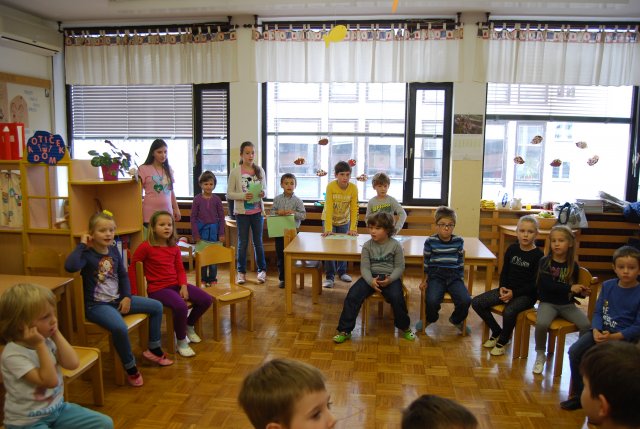 gradimo prijateljstvo 070